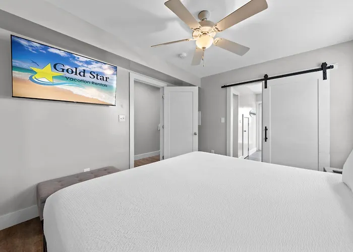 Holiday home Full Duplex, Includes Both Sides W/ Private Pool Steps From Gulf Shores