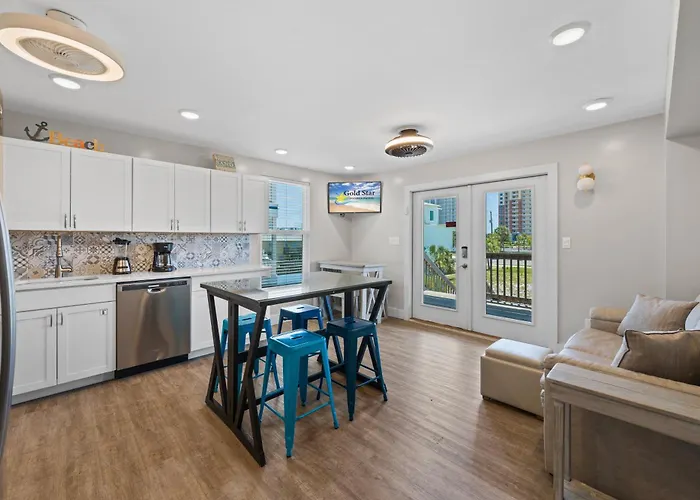 Full Duplex, Includes Both Sides W/ Private Pool Steps From